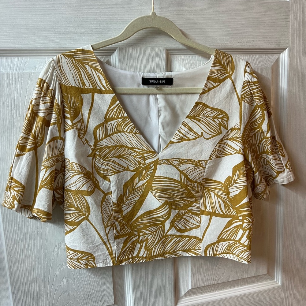 Sugarlips Gold Leaf Pattern Crop Top